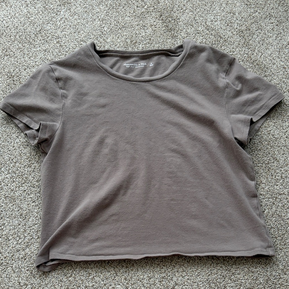 Abercrombie and fitch soft essentials tee size small